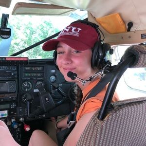 Meet your Posher, Hannah